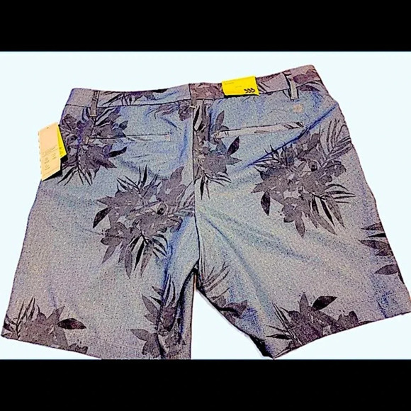 NWT All In Motion Tropical Print Golf Short - Picture 2 of 7